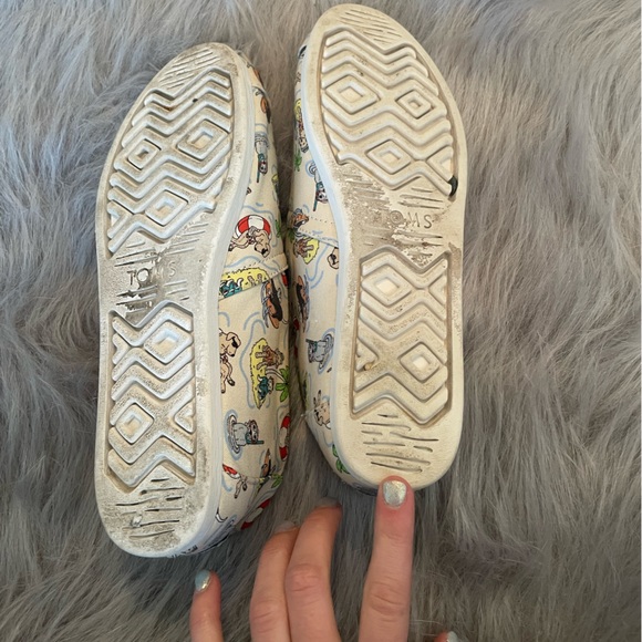 Beach Dog Toms - Picture 5 of 6